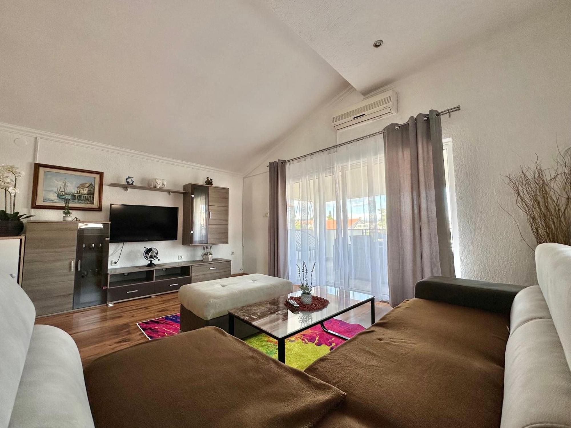 Apartments Hajl Krk Town Exterior photo
